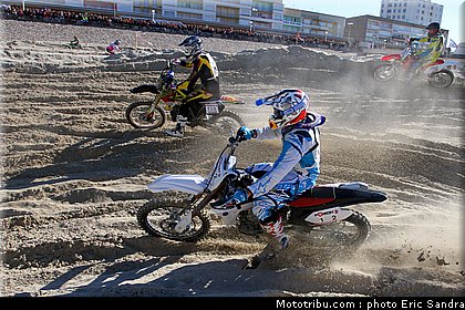 beach_cross_berck_boissiere_1.jpg