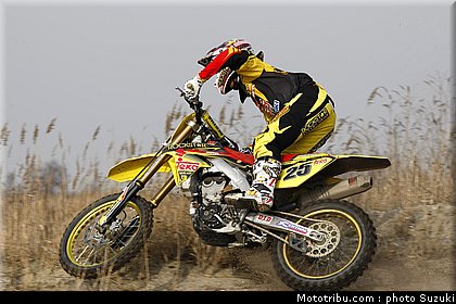 desalle_suzuki_mx1_2010_004.JPG