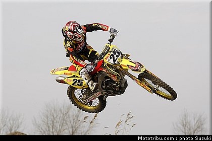 desalle_suzuki_mx1_2010_013.JPG