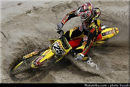 desalle_suzuki_mx1_2010_021.JPG