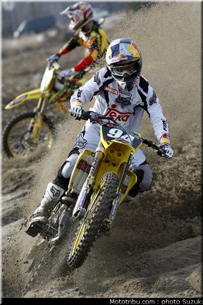 MOTO 