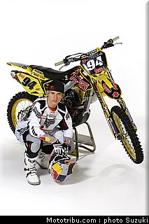 roczen_ken_025_teka_suzuki_mx2_team_2010.JPG
