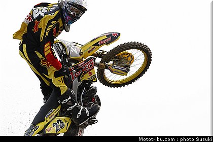 tonus_arnaud_007_teka_suzuki_mx2_team_2010.JPG