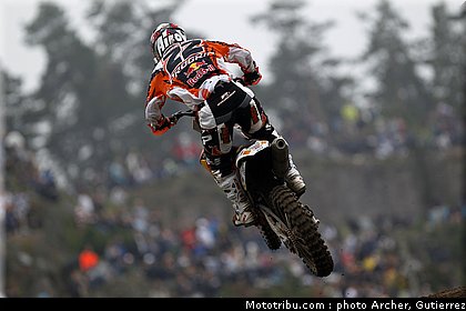 mondial_mx_goncalves_5_suede_2010.jpg