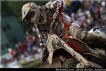 mondial_mx_nagl_06_loket_2010.jpg