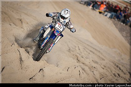 quenehen_003_beach_cross_berck_sur_mer_2011.jpg