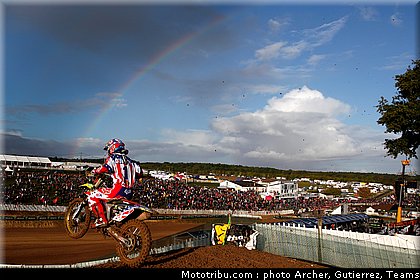 dungey_012_motocross_des_nations_st_jean_dangely_2011.JPG