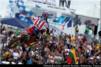 dungey_023_motocross_des_nations_st_jean_dangely_2011.JPG