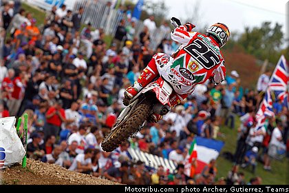 goncalves_001_motocross_des_nations_st_jean_dangely_2011.jpg