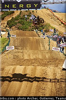 cross_usa_cairoli_22_glen_helen_2011.jpg