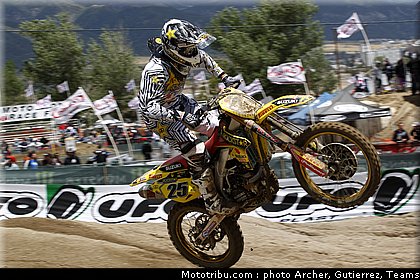 cross_usa_desalle_09_glen_helen_2011.JPG