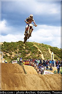 cross_usa_nagl_16_glen_helen_2011.jpg