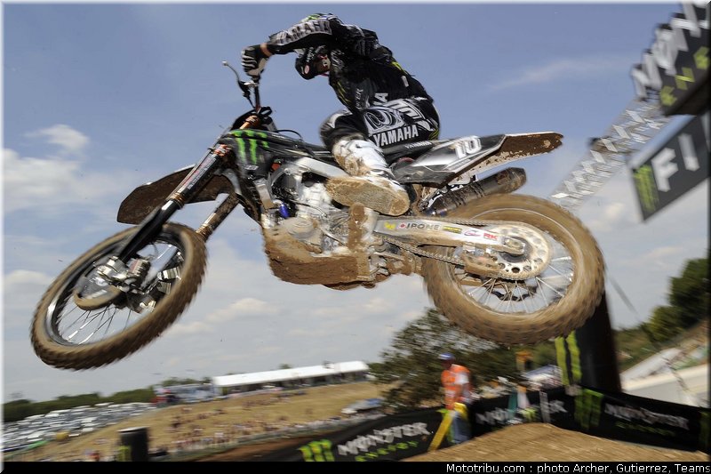 cross_boissiere_france_st_jean_dangely_2011