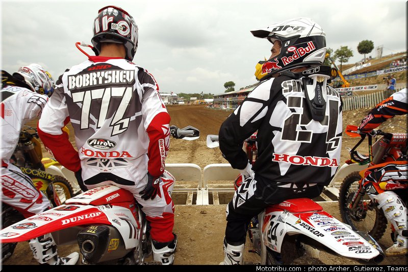 cross_mx1_01_france_st_jean_dangely_2011