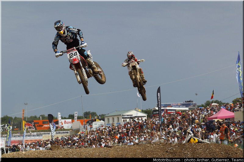 cross_mx1_02_france_st_jean_dangely_2011