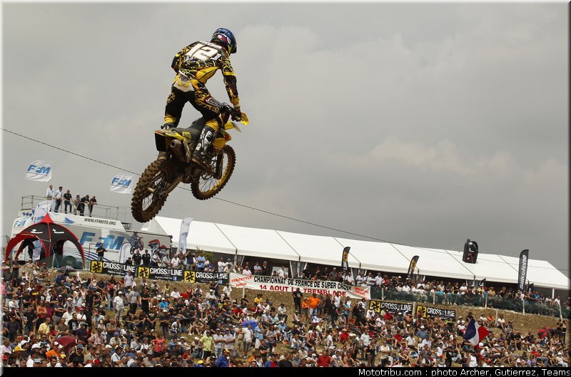 cross_zecchina_02_france_st_jean_dangely_2011