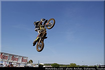 cross_desalle_01_france_st_jean_dangely_2011.JPG