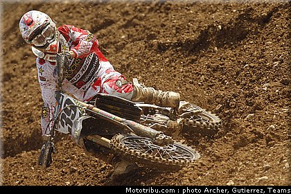 cross_guarnieri_3_france_st_jean_dangely_2011.jpg