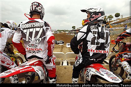 cross_mx1_01_france_st_jean_dangely_2011.jpg