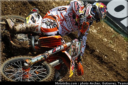cross_nagl_02_france_st_jean_dangely_2011.jpg
