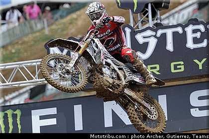 cross_osborne_1_france_st_jean_dangely_2011.jpg