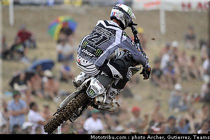 cross_paulin_3_france_st_jean_dangely_2011.jpg