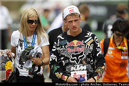 cross_roczen_3_france_st_jean_dangely_2011.jpg