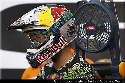 cross_roczen_9_france_st_jean_dangely_2011.jpg