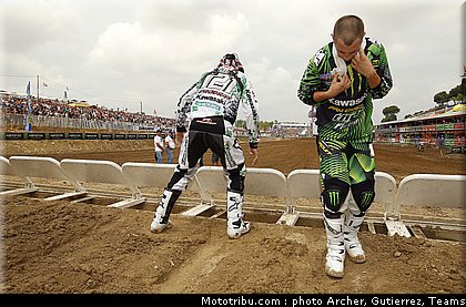 cross_townley_1_france_st_jean_dangely_2011.jpg
