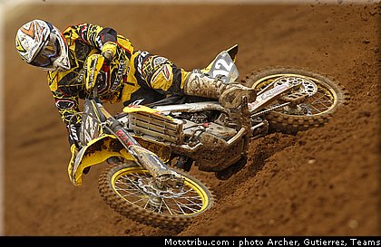 cross_zecchina_01_france_st_jean_dangely_2011.JPG