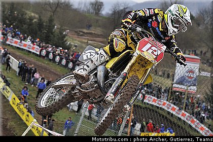 cross_zecchina_07_france_st_jean_dangely_2011.JPG