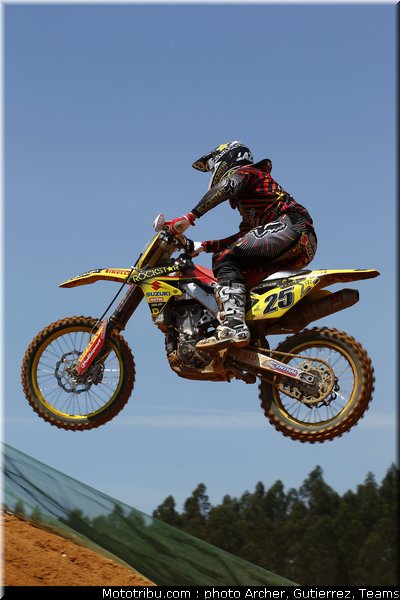 cross_desalle_16_portugal_agueda_2011