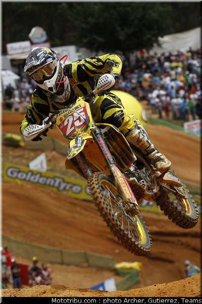 cross_desalle_33_portugal_agueda_2011