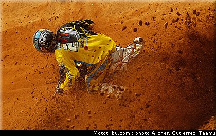 cross_aranda_1_portugal_agueda_2011.jpg