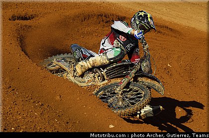 cross_ferrandis_2_portugal_agueda_2011.jpg