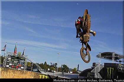 cross_ferrandis_4_portugal_agueda_2011.jpg