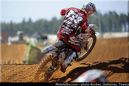 cross_osborne_portugal_agueda_2011.jpg