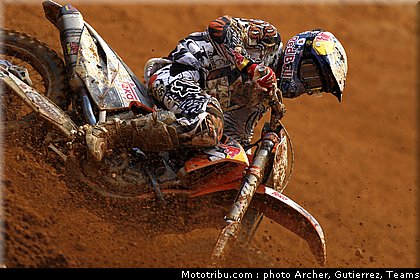 cross_roczen_3_portugal_agueda_2011.jpg