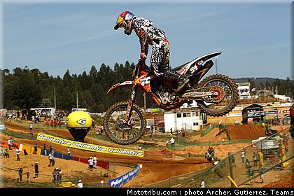 cross_roczen_6_portugal_agueda_2011.jpg