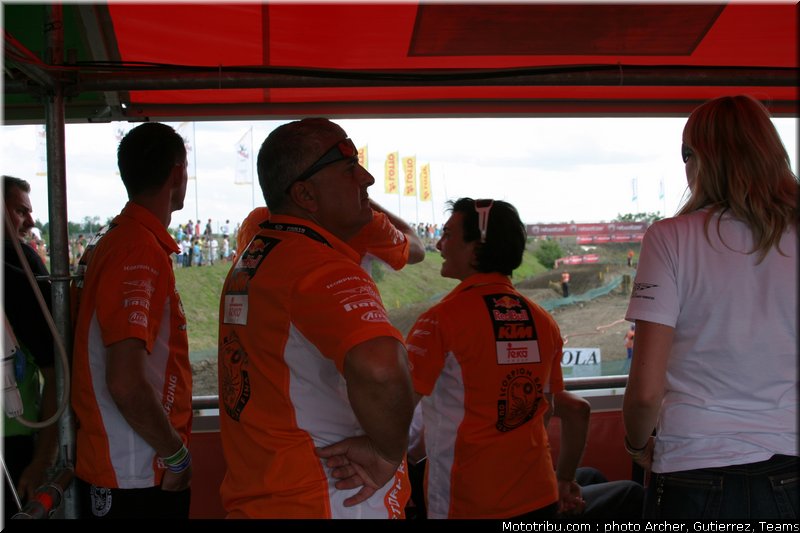cross_red_bull_teka_ktm_factory_003_allemagne_teutschenthal_2011