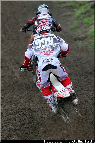 cross_goncalves_001_republique_tcheque_loket_2011