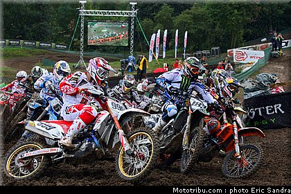 cross_mx1_001_republique_tcheque_loket_2011.jpg