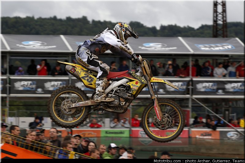 cross_desalle_089_republique_tcheque_loket_2011