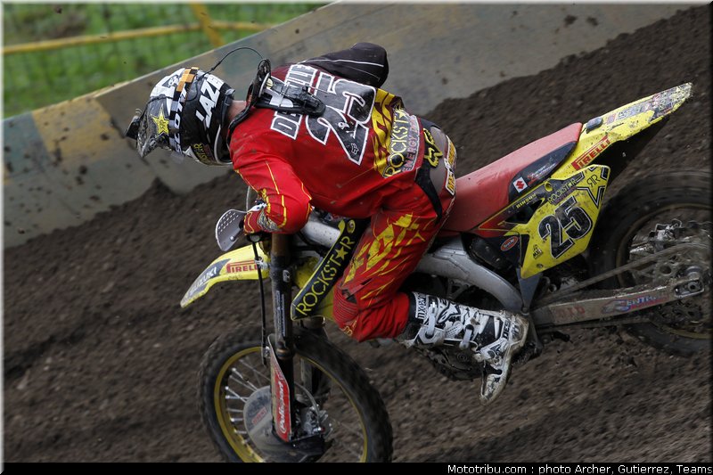 cross_desalle_107_republique_tcheque_loket_2011