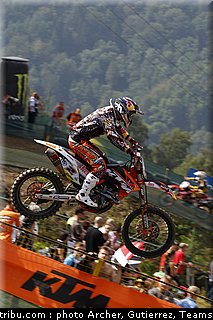 cross_nagl_153_republique_tcheque_loket_2011.jpg