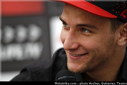 cross_bobryshev_001_angleterre_winchester_2011.jpg