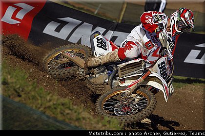 cross_goncalves_007_angleterre_winchester_2011.jpg