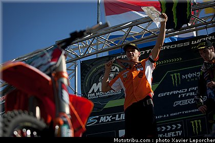 roczen_010_mondial_mx_italie_fermo_2011.jpg