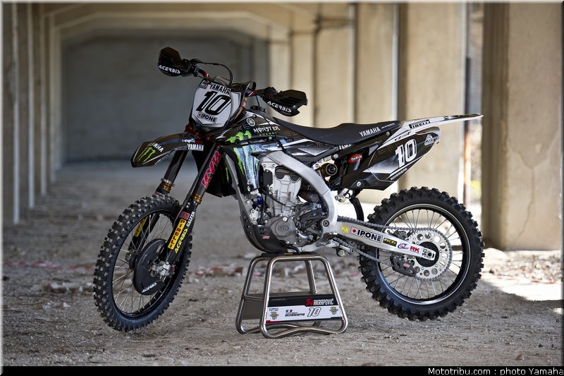 MOTO 