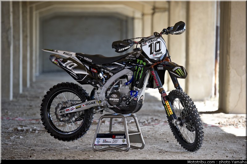 MOTO 